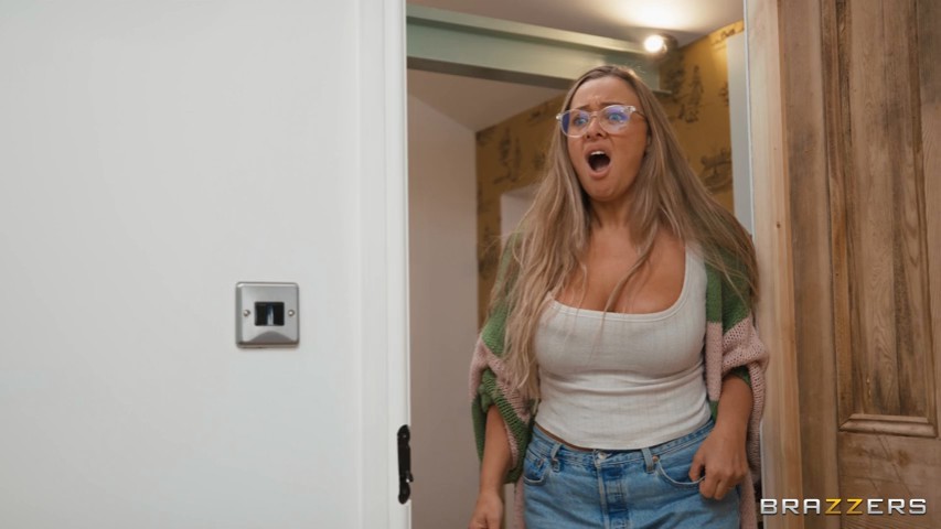 Brazzers - Bootylinks - Slippery Sister-In-Law (10.03.2025) rq.mp4_snapshot_10.08.316
